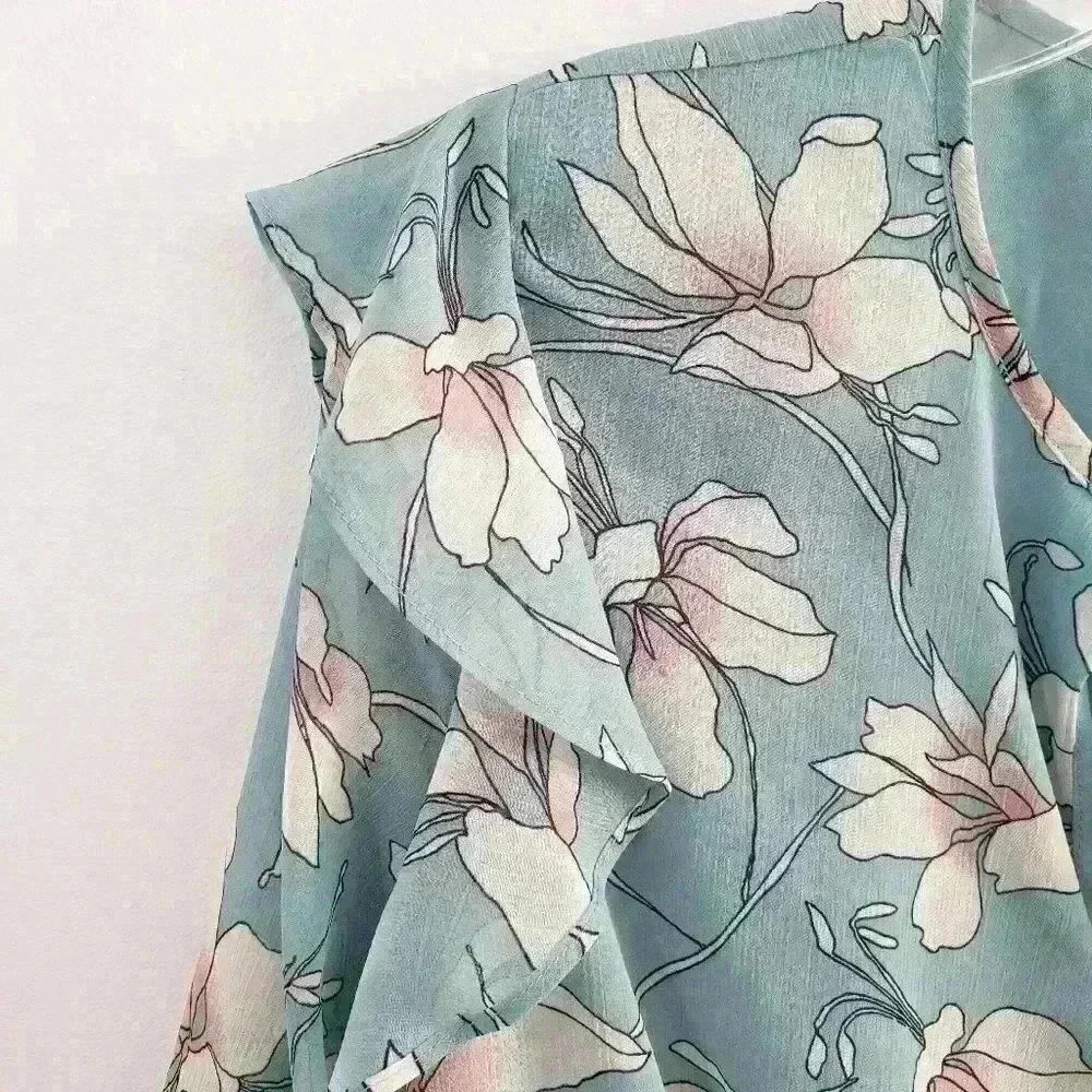 CHARLES Henry Floral long sleeve dress Size Medium - Picture 4 of 8